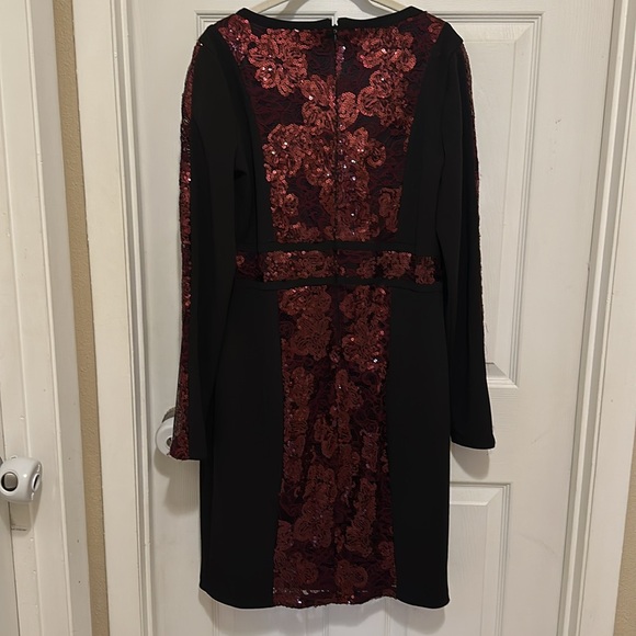 NWT, Gorgeous Guess sequin long sleeve dress, size 16 - Picture 6 of 8